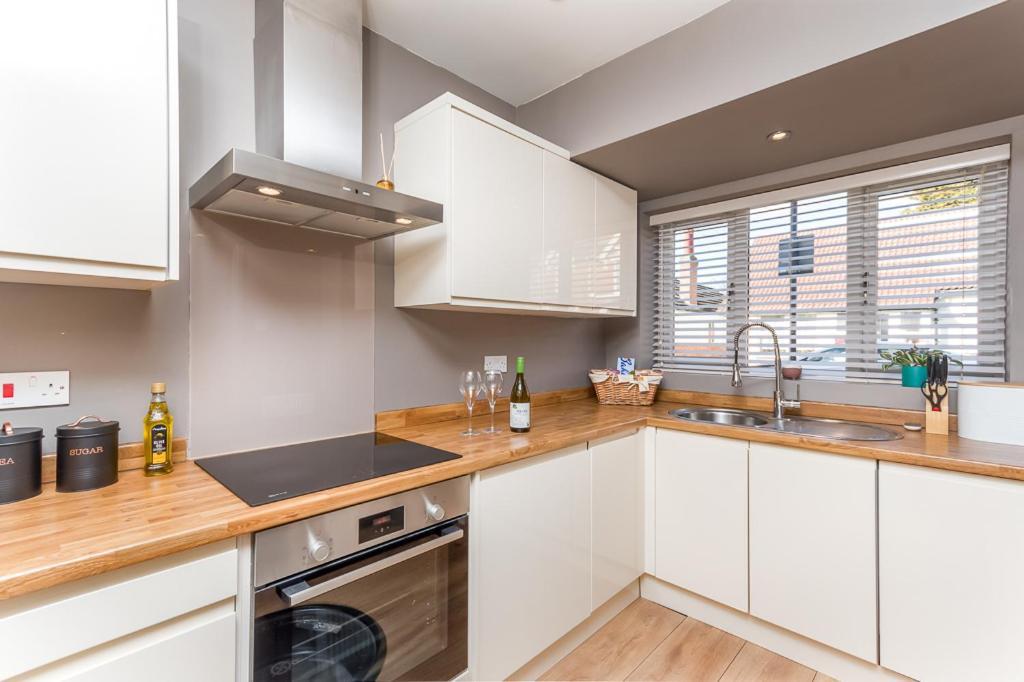 Apartmán Castle Townhouse Kenilworth - Private Parking - 24 Hr Gym Access - Town Centre Exteriér fotografie