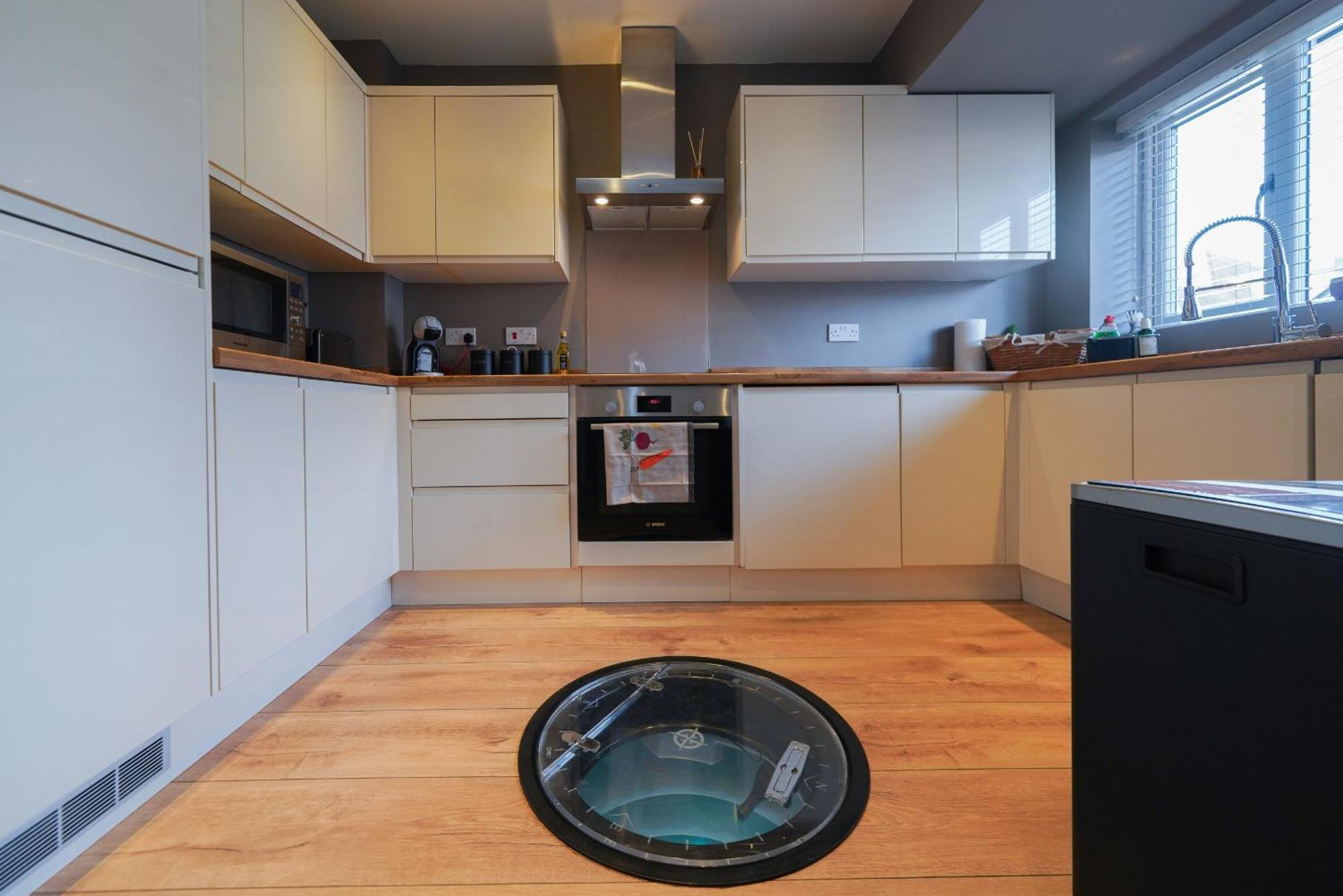Apartmán Castle Townhouse Kenilworth - Private Parking - 24 Hr Gym Access - Town Centre Pokoj fotografie